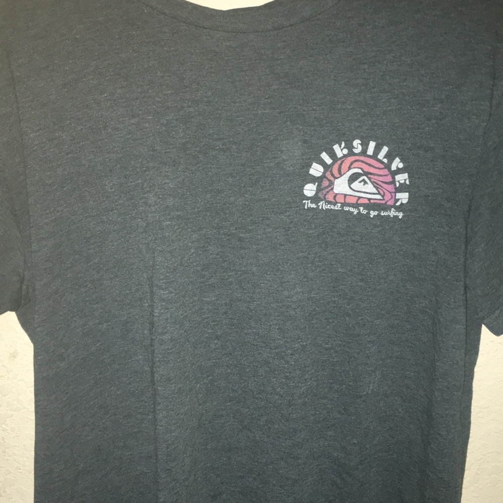 Quiksilver grey mens t-shirt